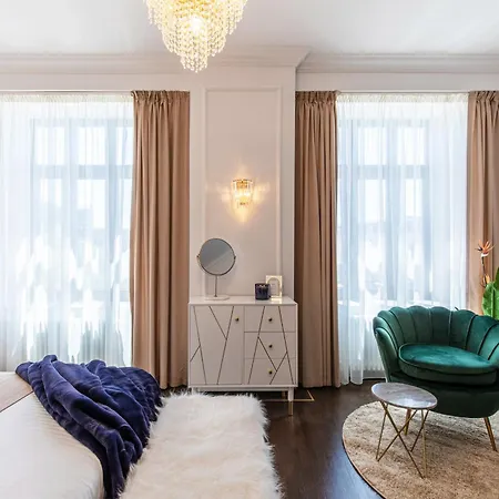 Old Town One Bedroom Apartments Bucharest Exterior photo