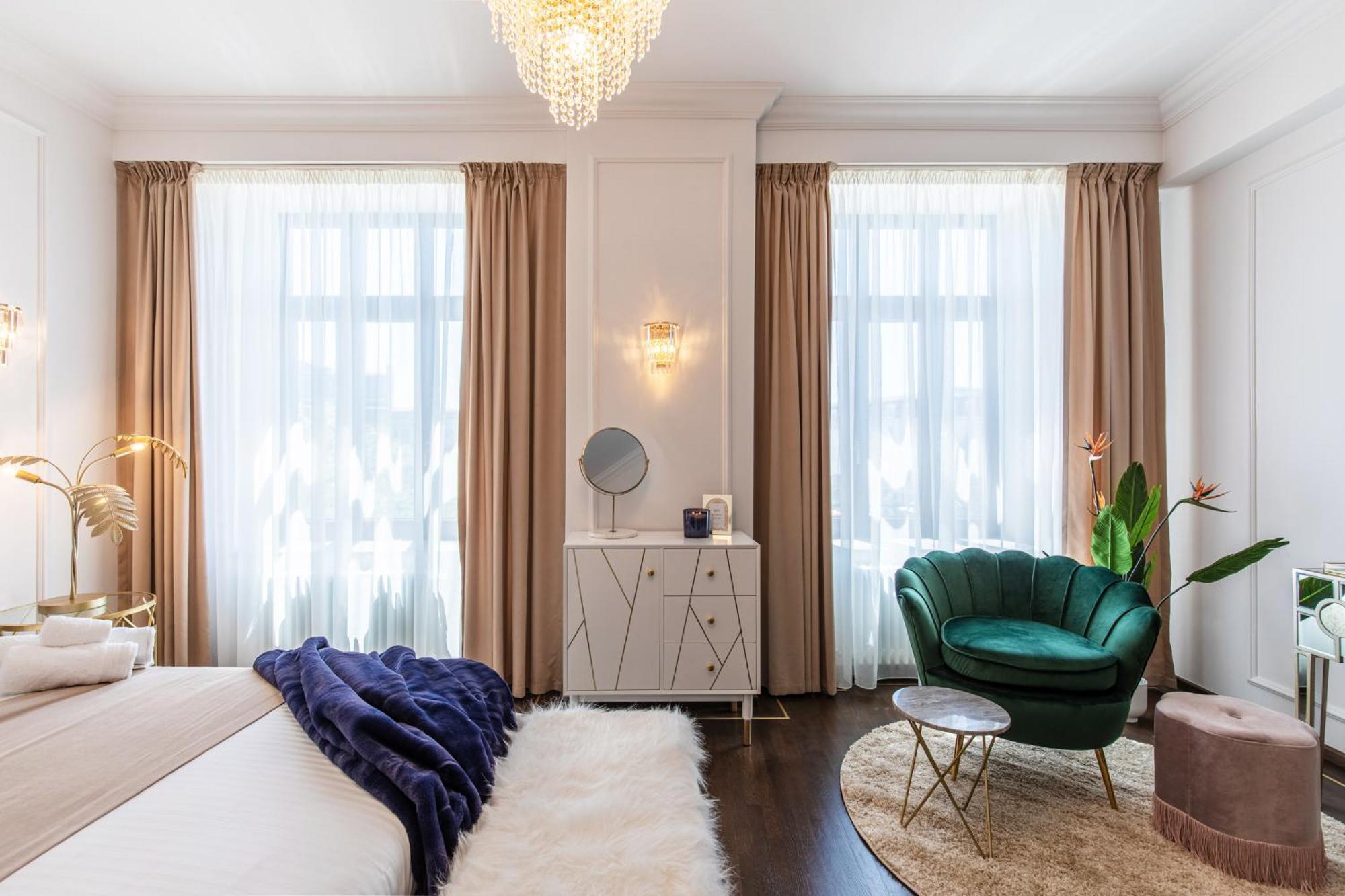 Old Town One Bedroom Apartament